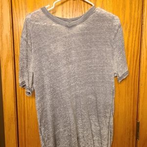 Raw Uncut v-neck large